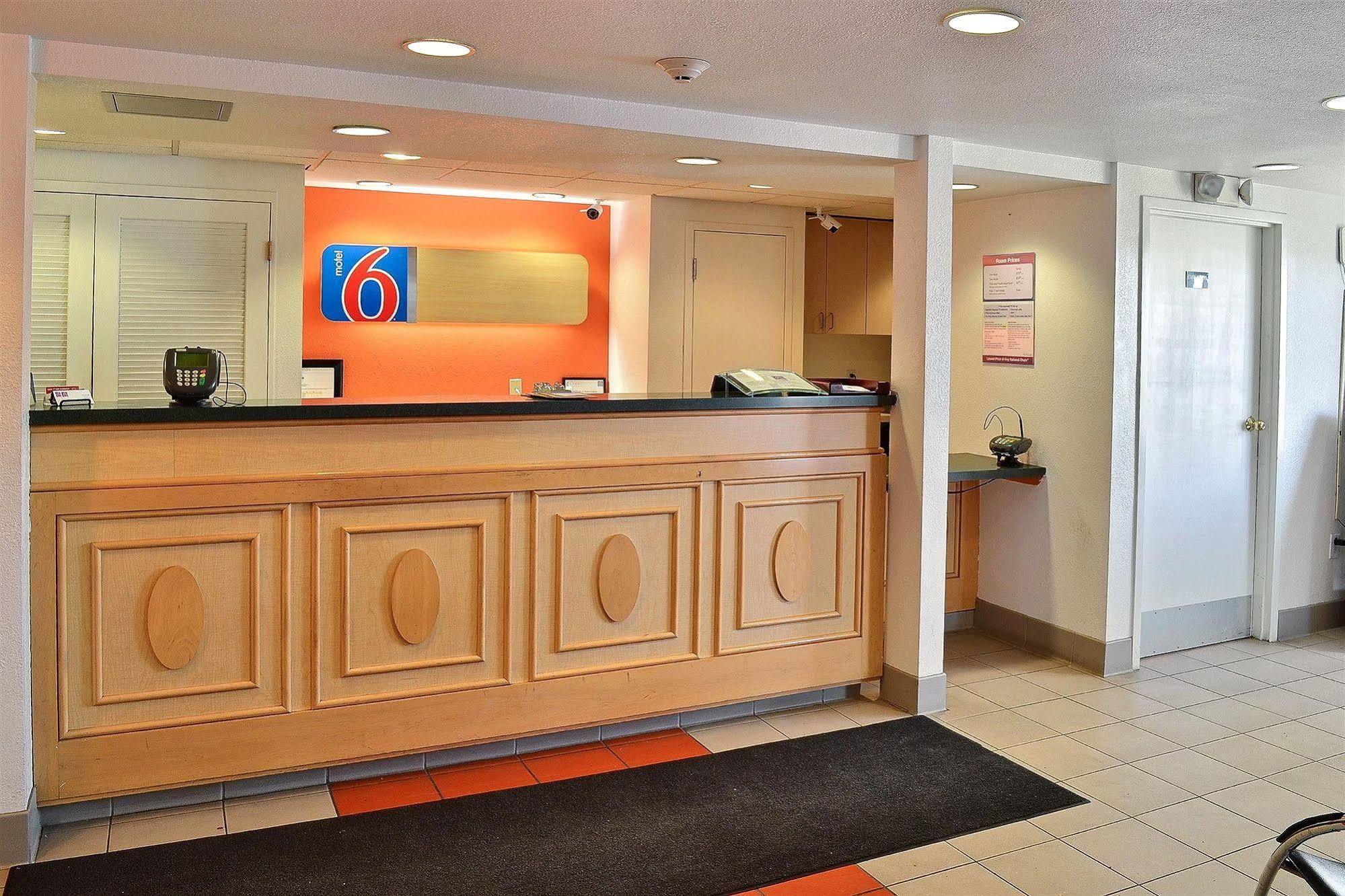 Motel 6-Billings, Mt - North Εξωτερικό φωτογραφία